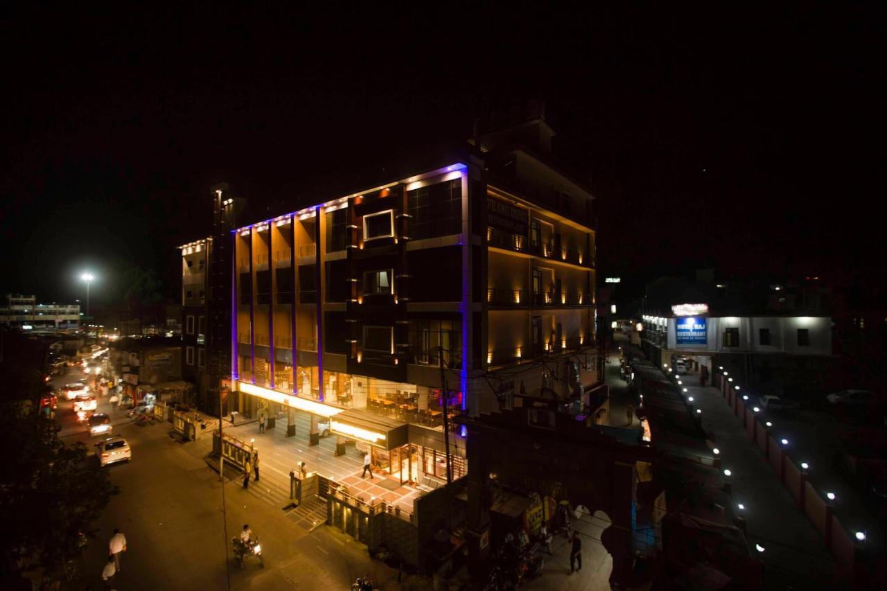 Hotel Kings Regency Drang Exterior photo