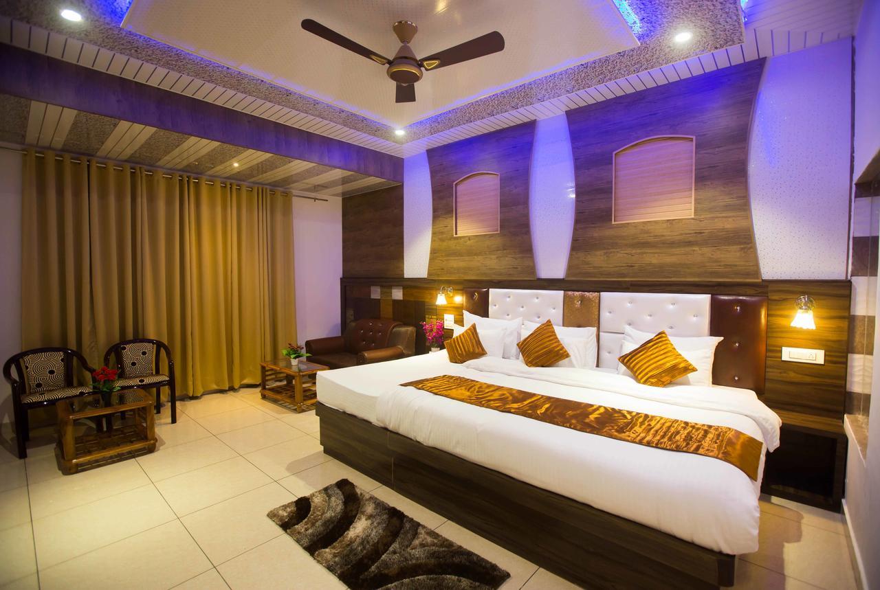 Hotel Kings Regency Drang Exterior photo